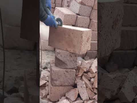 как строит красивый дом из туфа