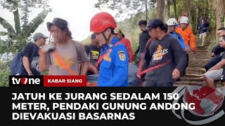 Basarnas Evakuasi Pendaki Gunung Andong Jatuh ke Jurang 150 M | Kabar Siang tvOne