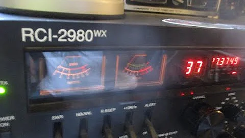 Fishing for 11 meter band  radio  SSB skip on a quiet band 666 Arkansas hears me