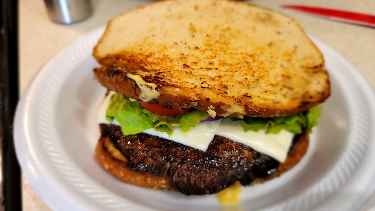 How to Cook Portobello Mushrooms Burgers 🍔!!! YouTube