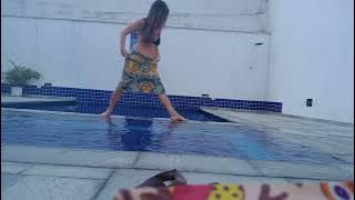 BACKBEND Front Splits Yoga Exercise at #pool #fun #dance #training #fitness #stretching #flexibility