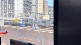 京成本線とJR東日本255系特急しおさい 遭遇シーン