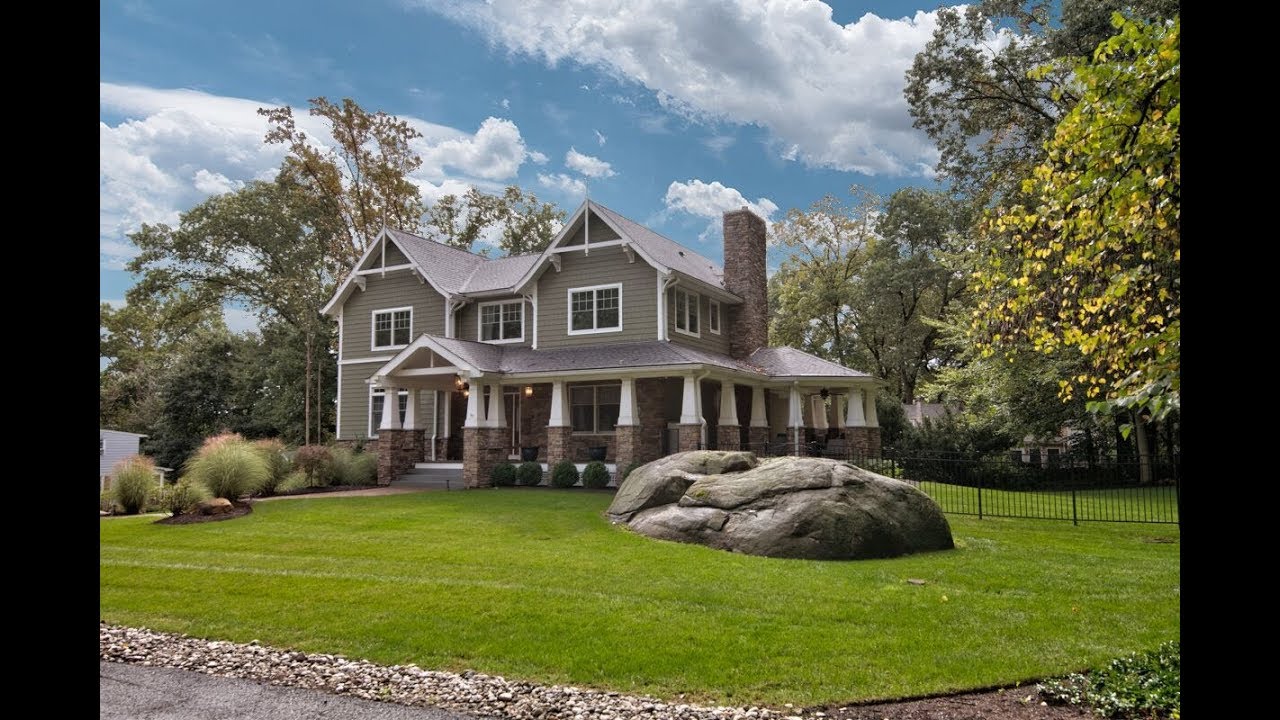 105 Walnut St, Mahwah, NJ - Terrie O'Connor Realtors Listing