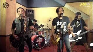 Rayakan Pertemanan (Studio Live Session) - SKM Studio.