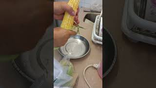 satisfying pelling of yellow corn shorts asmr satisfying