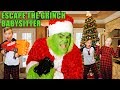 Escape the Babysitter! The Grinch Babysitter Showdown! Escape the Room to Save Christmas !