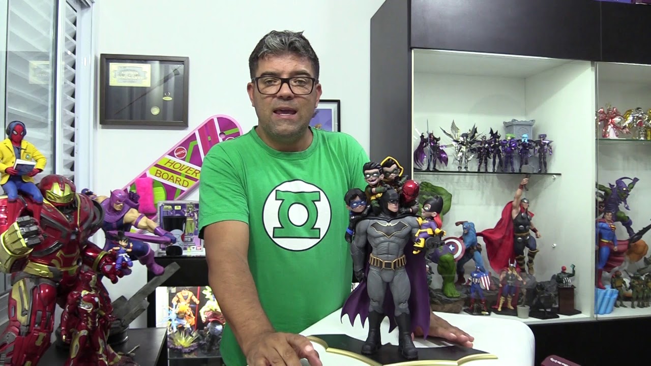 UNBOXING Batman Family Q-Master Diorama - YouTube