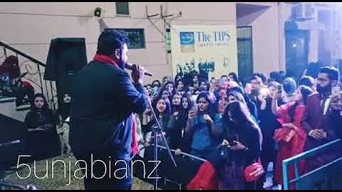 Ali Farhan Malik singing #dilkokaraaraaya #live #b...
