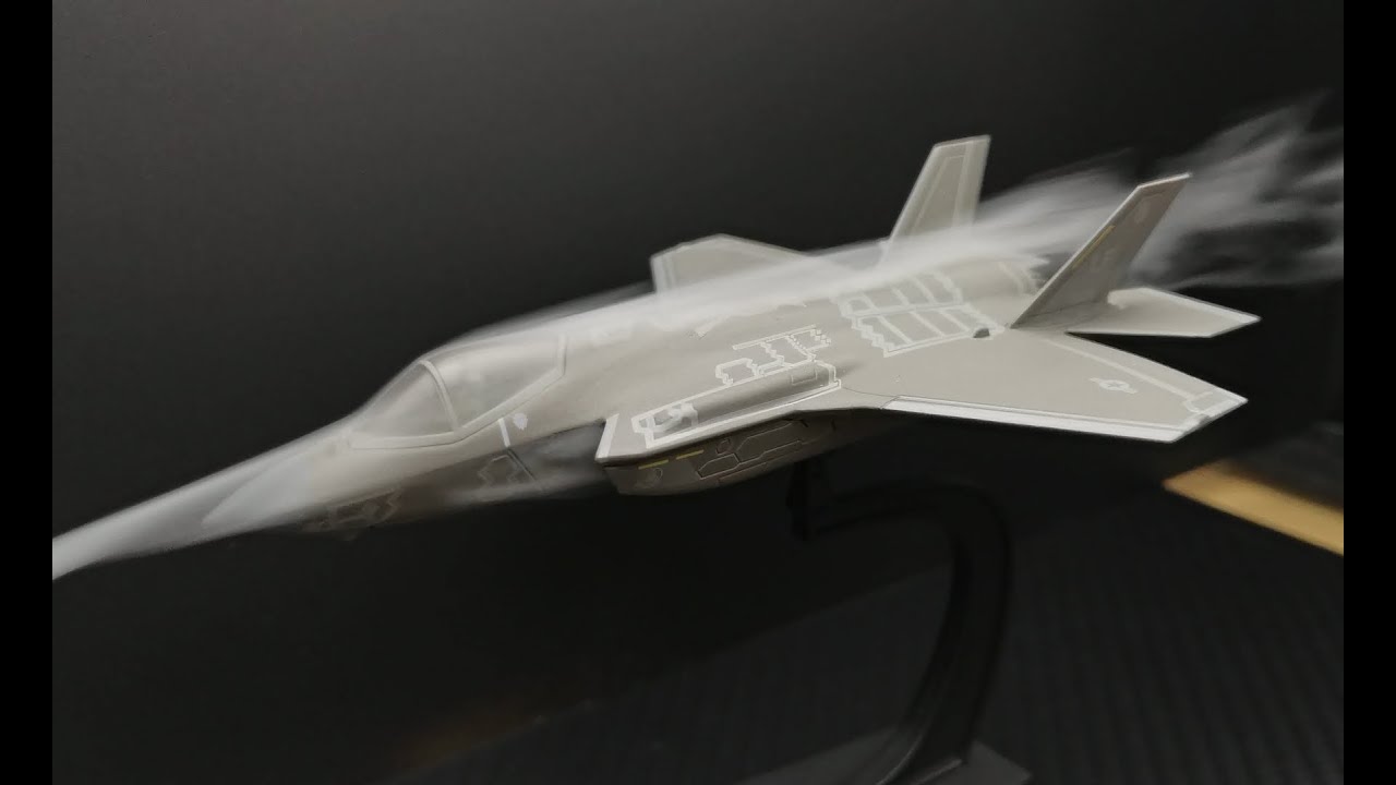 Scale model Lockheed Martin F35 Lightning II - Wind Tunnel - YouTube
