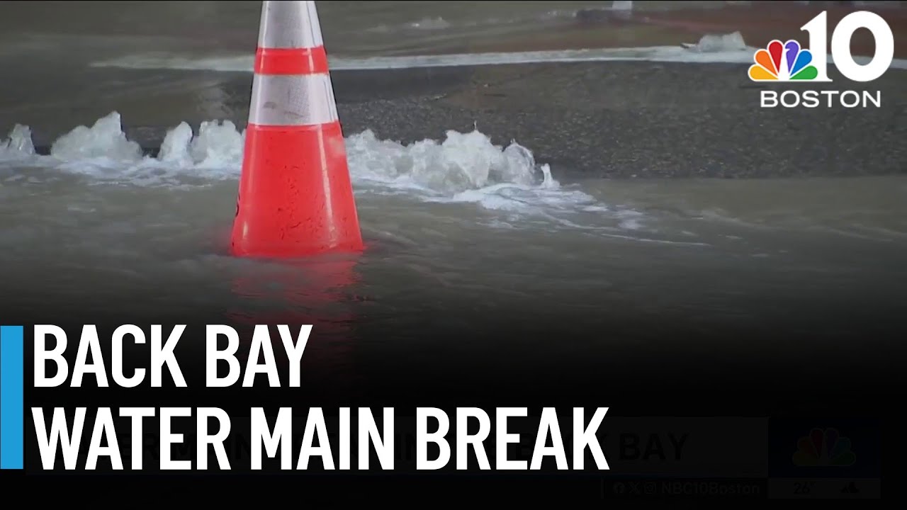 Water main break floods Boylston Street in Back Bay - YouTube