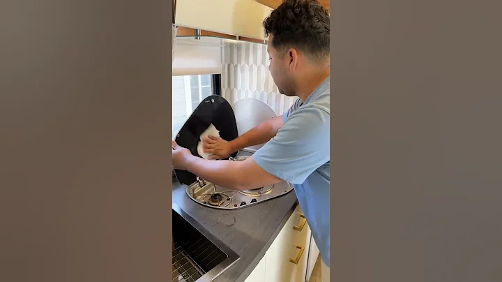 Sunday reset living full time in an RV #sundayreset #sundayvibes #cleanwithme #fulltimerv