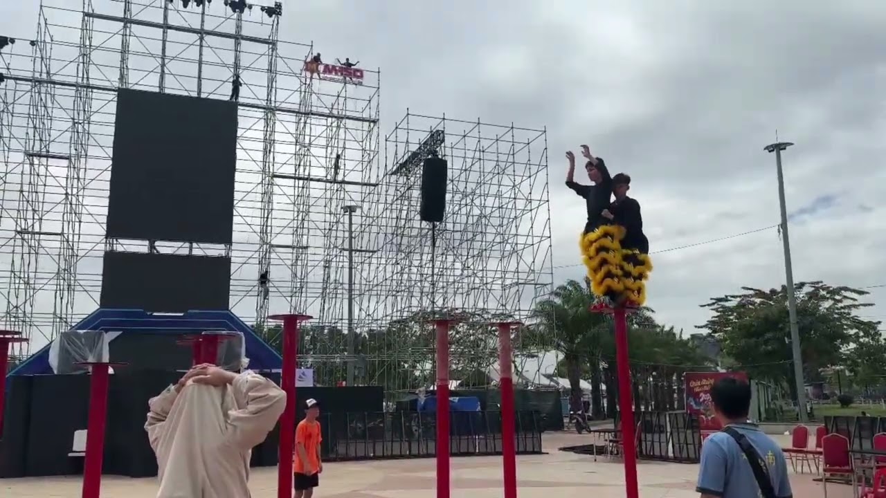 Thử chành trước khi thi đấu 🔥