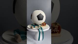 Торт мяч ⚽️ Тортыназаказсергиевпосад тортмячмячик мяч оформлениеторта ninellicake декорторта