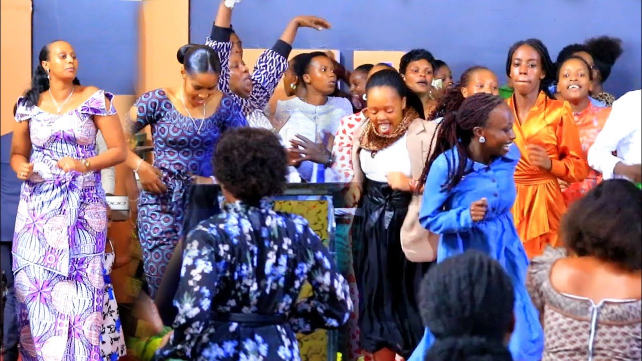 UMUNEZERO WA PENTECOST MUGISIRIMBA||UMUKUNGA BY BYINSHI &N'ABAYUMBE NAIROBI