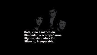 Video thumbnail of "SODA STEREO - Estoy azulado [Letra]"