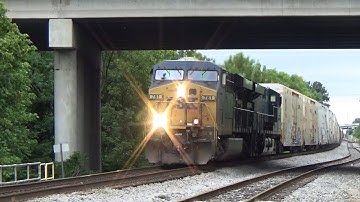 CSX ES44AH 781 and ES40DC 5454 Leads Manifest Q583-21 on 8/21/21
