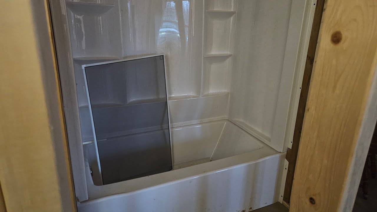 Kuja muone  nyumba yetu mpya imefika.🩷