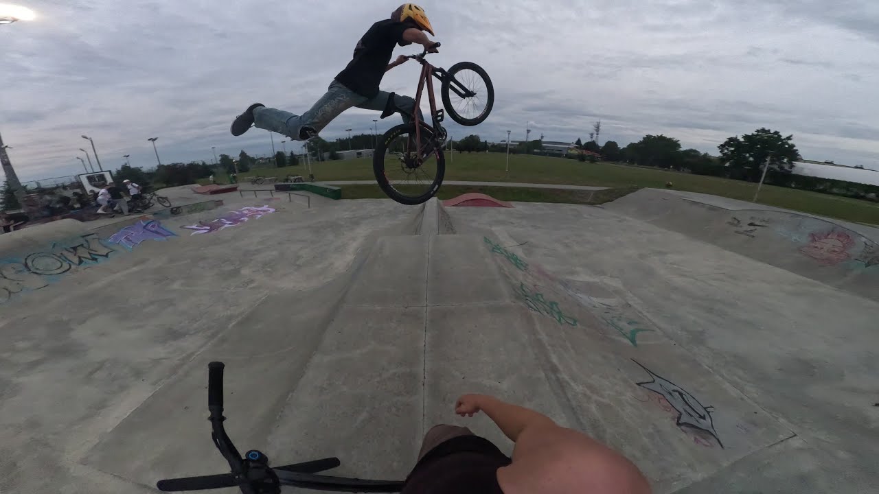 VLOG8 Luźne jazdki na Mieleckim skate parku