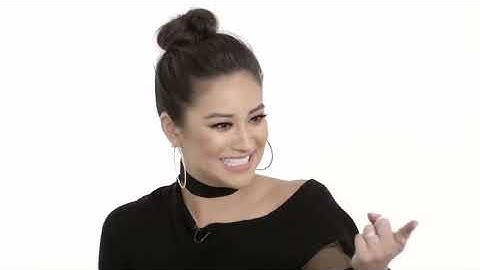 The Cast of Pretty Little Liars Takes a Lie Detector Test