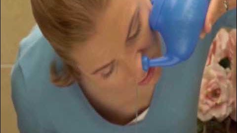 How to use a neti pot