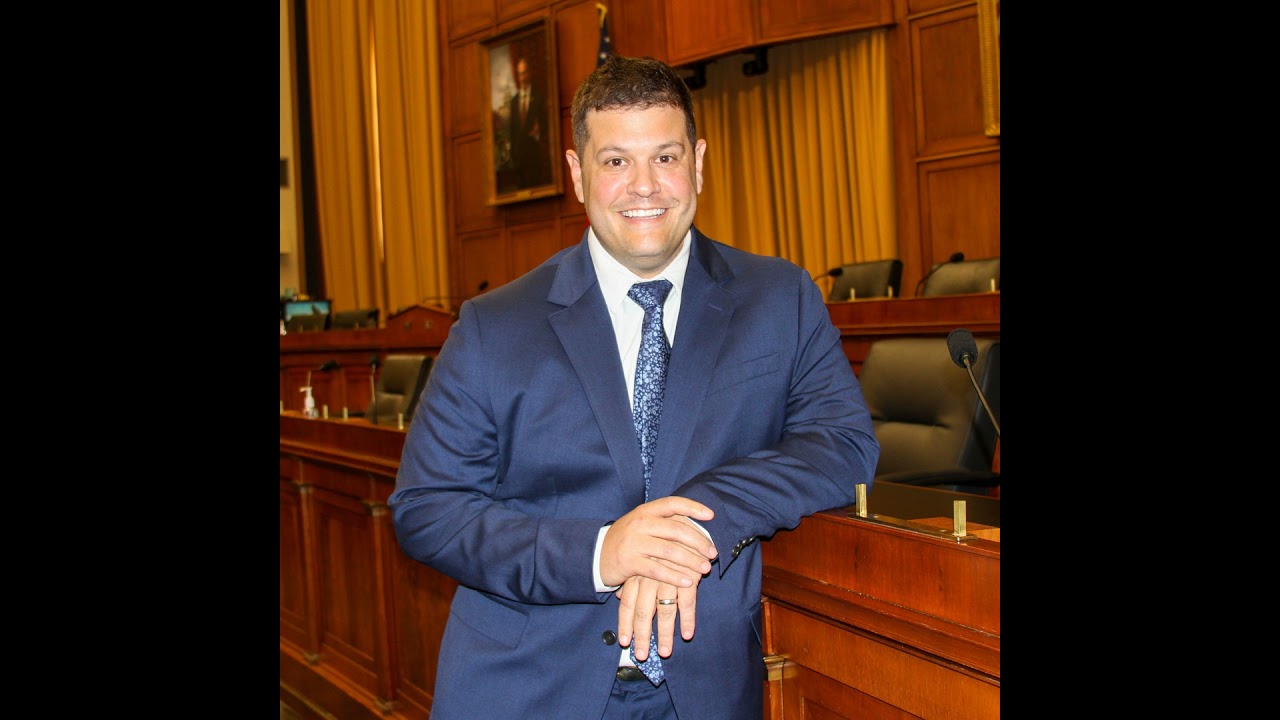 From Capitol Hill: A sit-down with Aaron Hiller ’03, chief counsel and Democratic deputy staff di...