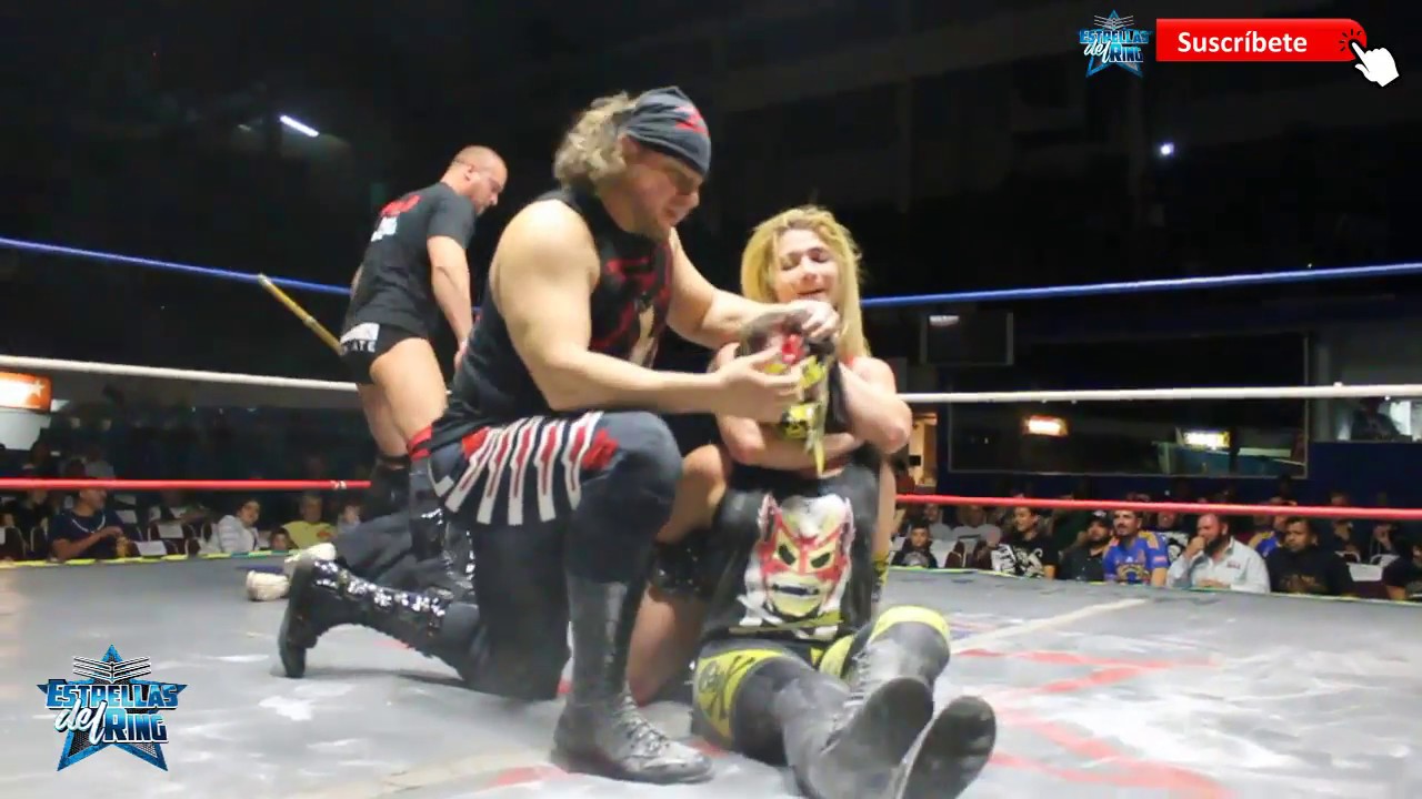 Dulce Sexy vs Ludark en MDA en la Arena Coliseo de Monterrey