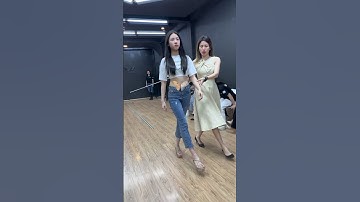 Hướng dẫn pose dáng đúng cách