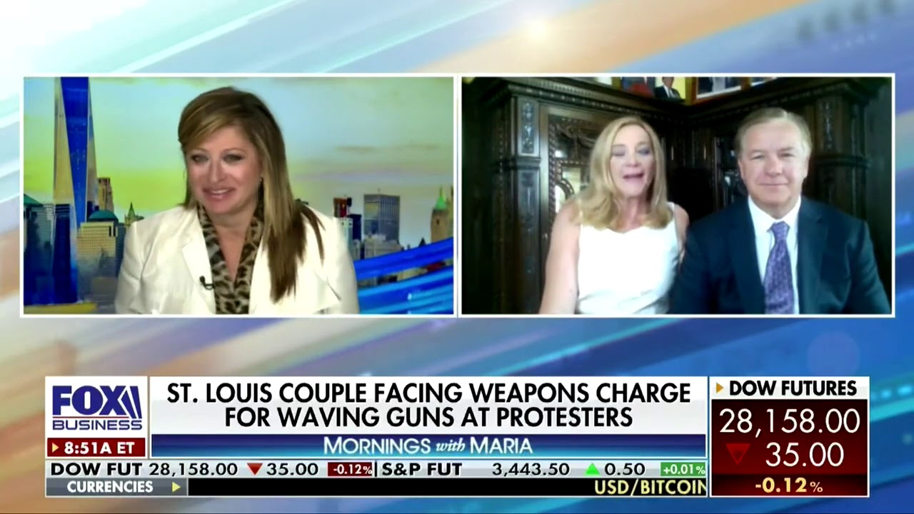 Fox Business host shames gun-toting St. Louis couple for 'poor muzzle control'