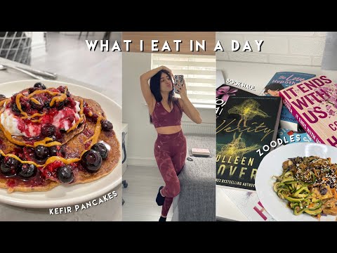 What I Eat In A Day…. kinda | Kefir Pancakes, Zoodles Bowl, Book Haul, Unboxing + more! |