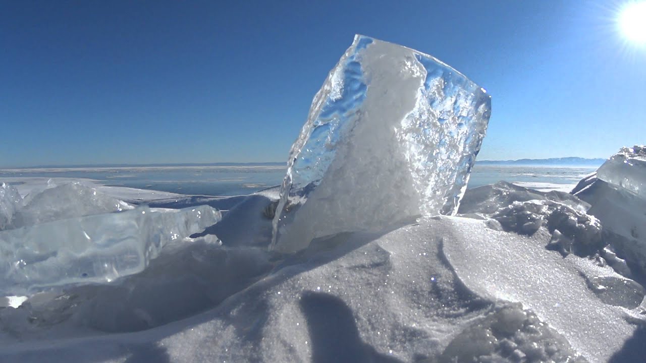 Звук треска льда. Звук льда на Байкале. Замерзший Байкал. Ледяной звук. Большое Голоустное зимой лед.
