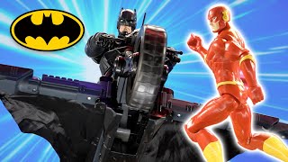 Can Batman Escape Gorilla Grodd’s Traps? / Batman Toy Adventures Season 2 Episode 1