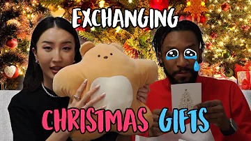 SHE IS MAD ABOUT HER GIFT! 😡 Christmas Gift Exchange! 🎄 [International Couple]  🇰🇷🇲🇳🇺🇸
