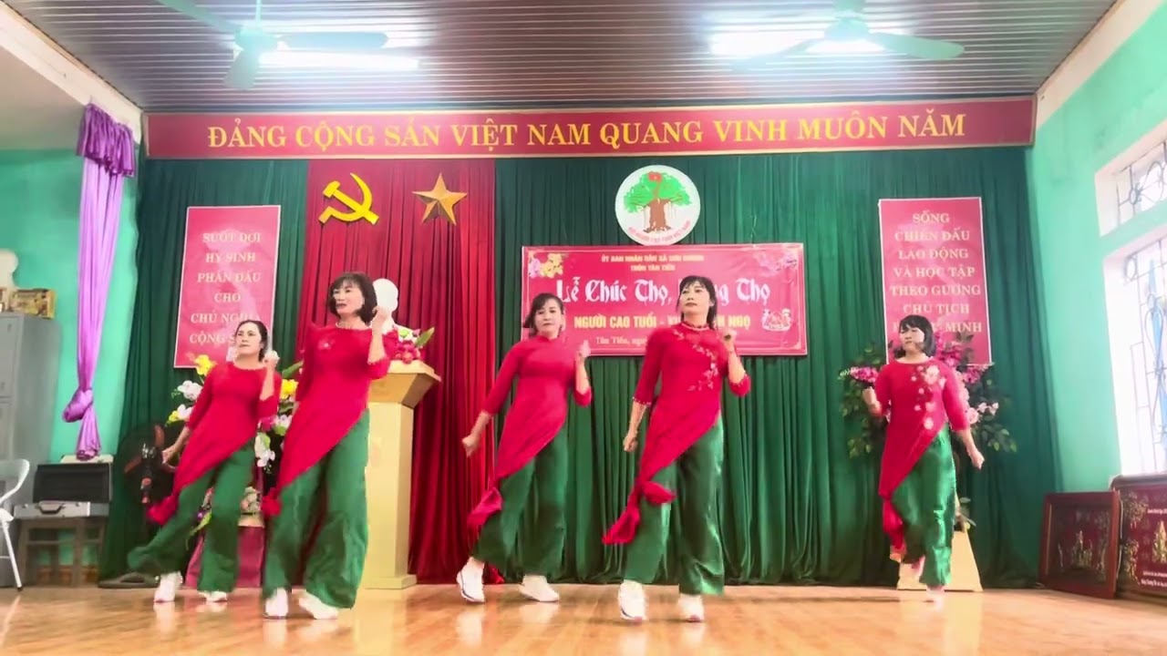 Những bước nhảy shuffle dance khai Xuân ,mừng Thọ Các cụ Thôn Tân Tiến 4/1/2026