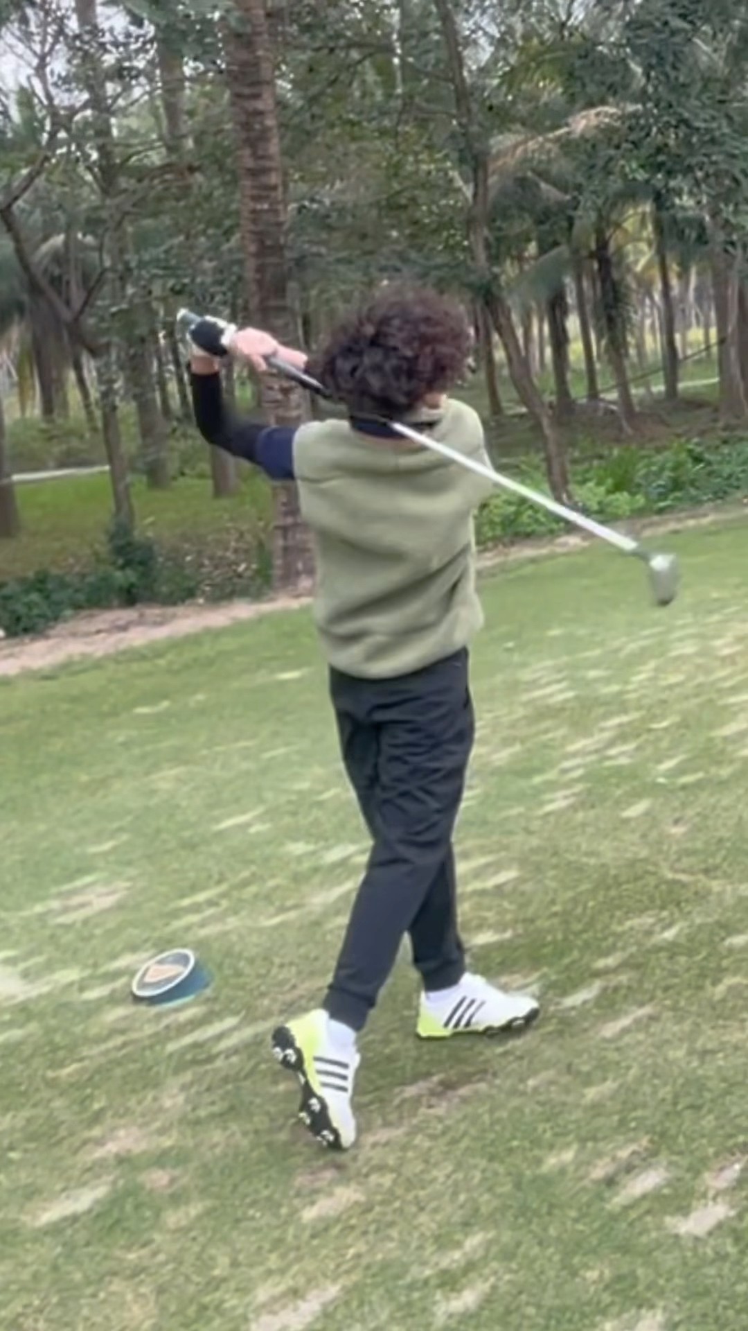 (Golf familyVN) tại sân golf Ecopark cậu bé có cú đánh fullswing ?#golf #shorts