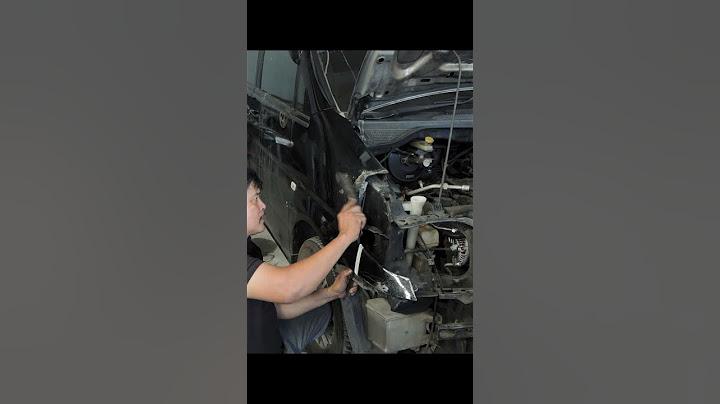 Repair Nissan Serena Full Body nih guys!! Kondisinya parah banget akibat nabrak pohon