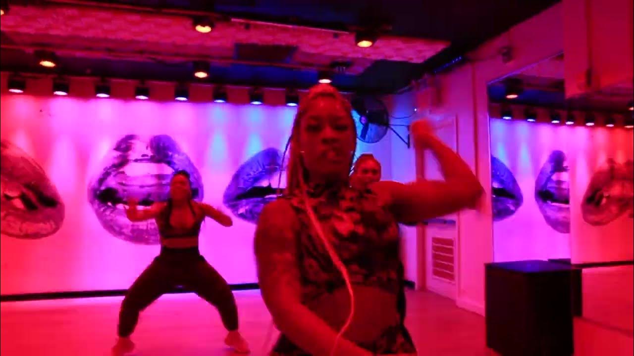 Rake It Up 🍑 by Yo Gotti ft. Nicki Minaj Quick & Fun HighEnergy