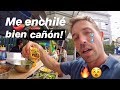 Gringo Probando Comida Callejera Mexicana