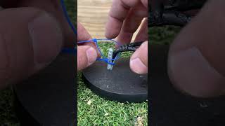 Put a wall plug in your flip-flop and see the result #AmericanDIY #BrilliantIdea #HandyTrick Put a wall plug in your flip-flop and see the result #AmericanDIY #BrilliantIdea #HandyTrick