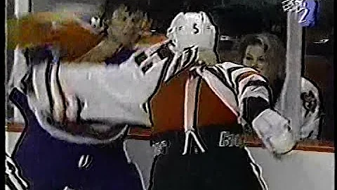 Steve Smith vs Scott Pearson