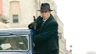 زعيم عصابة بذكاء خارق بيعمل سطو مسلح علي  اكبر بنك في امريكا l ملخص فيلم Public Enemies 2009