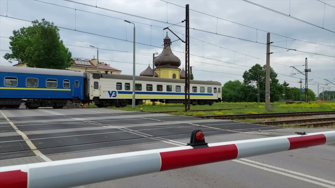 4 pociągi z Ukrainy na stacji Przemyśl Główny i Mariacka, IC TLK 89/33008 33007/90 31/33002 33001/32