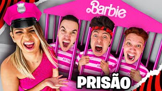 SOBREVIVENDO A PRISÃO DA BARBIE POR 24 HORAS!