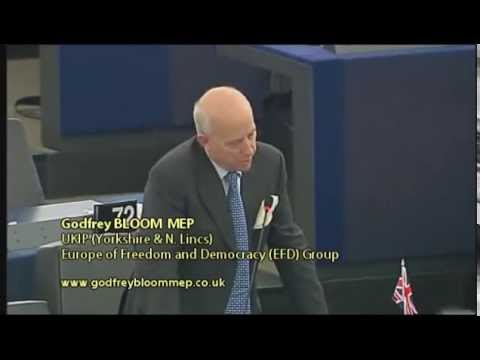 The whole banking system is a scam - Godfrey Bloom