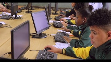 NSFAS Tests the 2020 Online Application at Roodezandt Secondary School