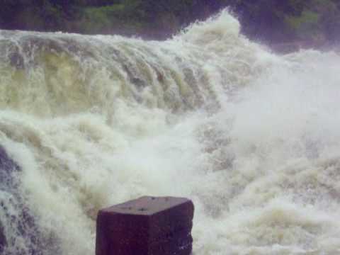 Video: Spedizione Da Murchison Falls: Guida Uno Dei Fiumi Più Intensi Del Mondo: La Rete Matador