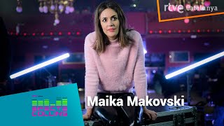 EFECTE COLLINS - MAIKA MAKOVSKI