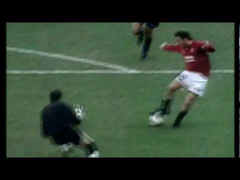 Roma-Torino 1-0 - Grande gol di FRANCESCO TOTTI (6/1/2002) Radiocronaca di Riccardo Cucchi