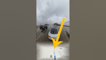 Tesla FSD stops early, plans crossing RED light. 😳 #Tesla #FSD #car