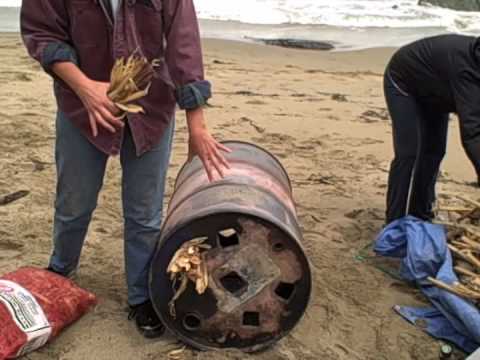 How to make charcoal briquettes from agricultural waste