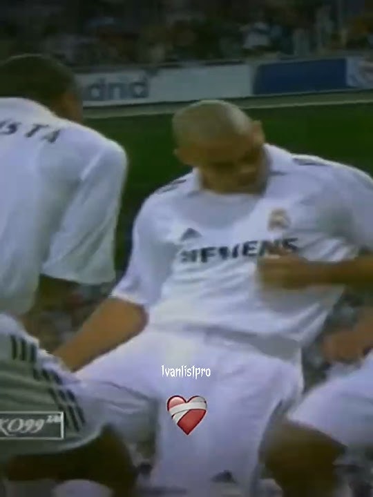 Roberto Carlos ❤️‍🩹 #edit #football #memes #dance #ronaldo #robertocarlos #shortsedit